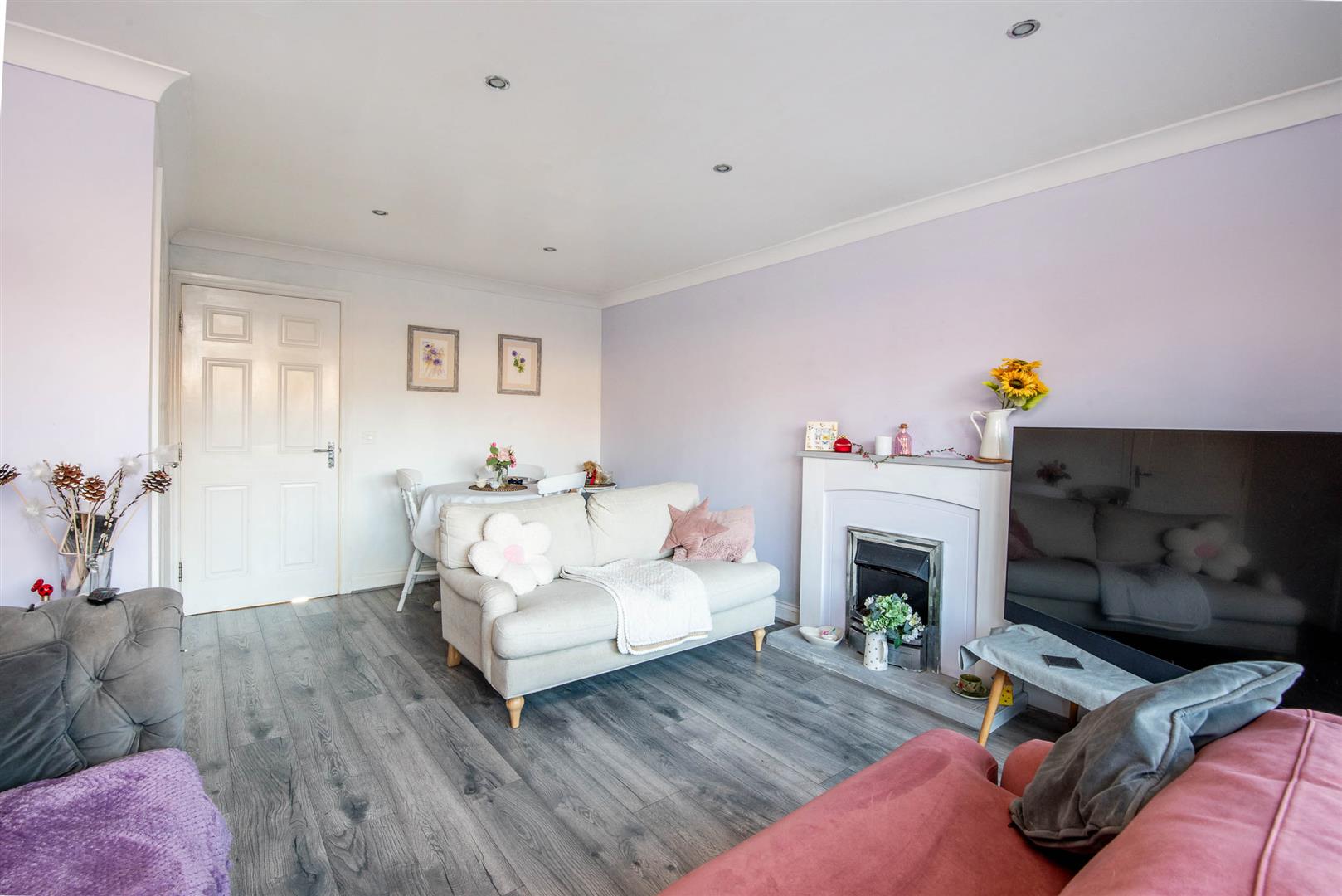 3 bed property in Marine Crescent, Chorley